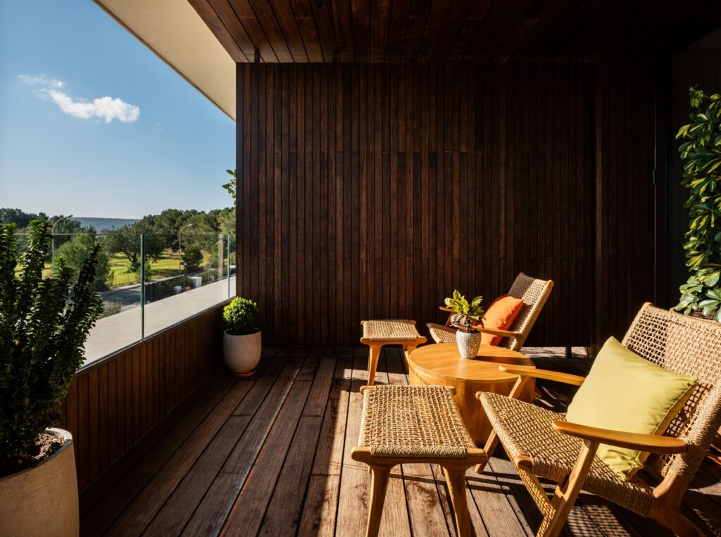 Balcony facilities at the Kimpton Aysla Mallorca