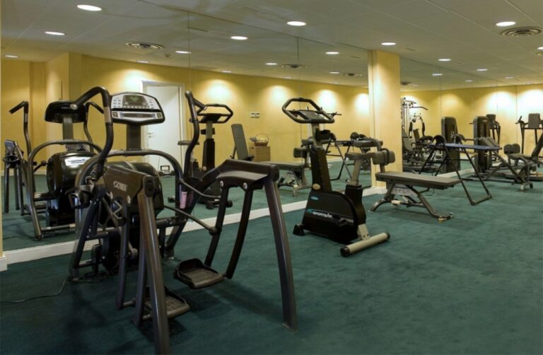 The fitness facilities on offer at the Royal Olympic Hotel, one of the hotels available at the Athens Marathon 2024