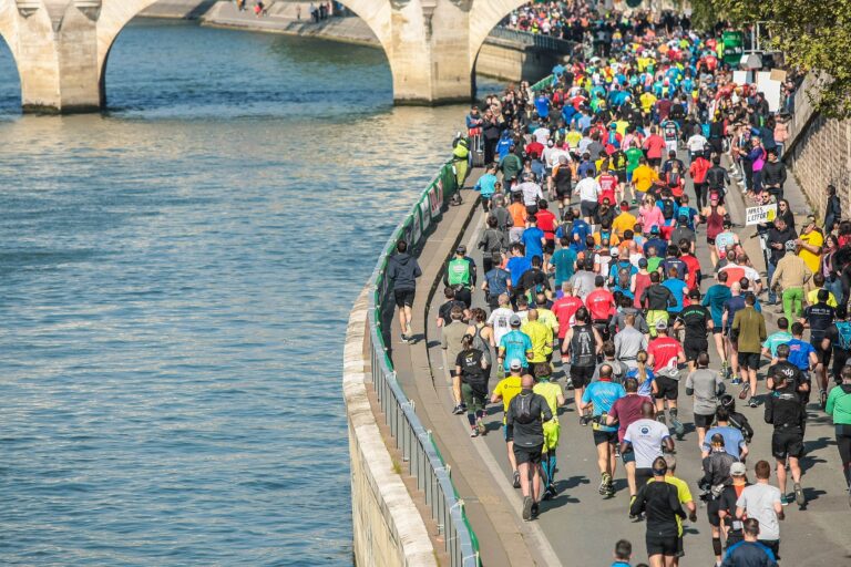 Picture of runners taking part in the Paris Marathon 2025