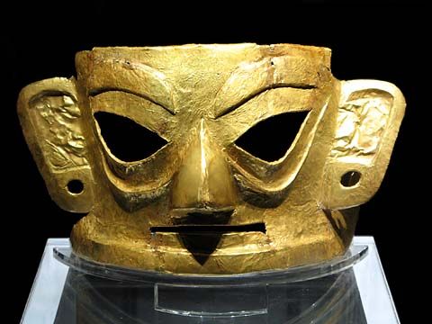 Gold Mask. Jinsha Museum, Chengdu. | Chinese sculpture, Chinese bronze, Ancient china - itinerary option on the Chengdu Marathon 2024
