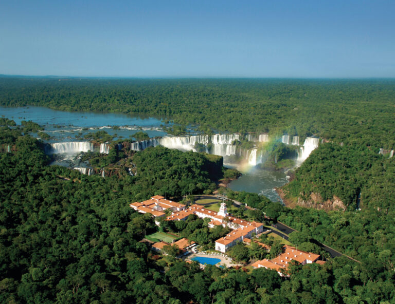 Birds eye view of the Belmond Hotel das Cataratas, hotel option for the Rio De Janeiro Marathon