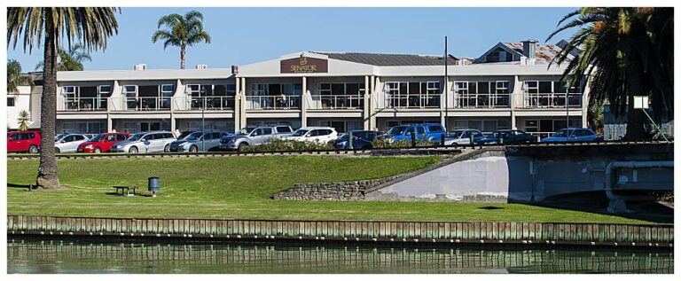 Exterior of Senator Motor Inn, hotel option for the First Light Marathon 2024