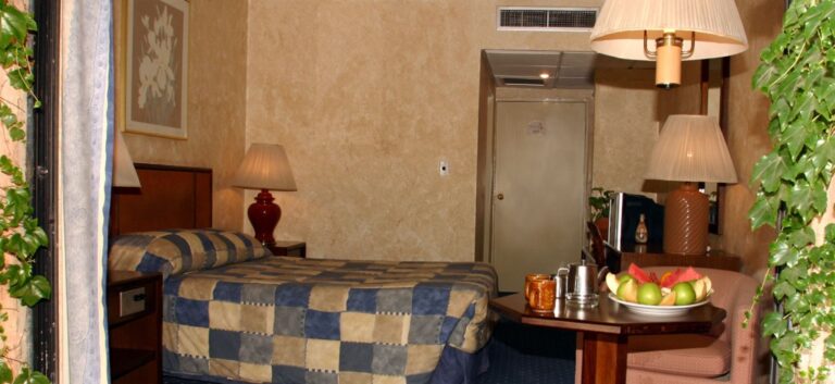 Double Room at the Grand East Hotel, hotel option at the Petra Desert Marathon 2024