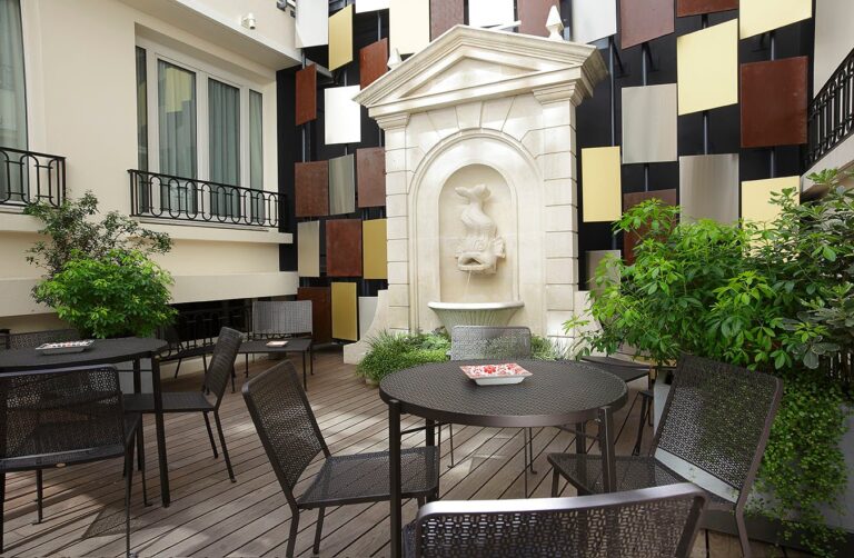 Patio at the Hotel Rochester Champs-Elysees, hotel option for the Paris Marathon 2025