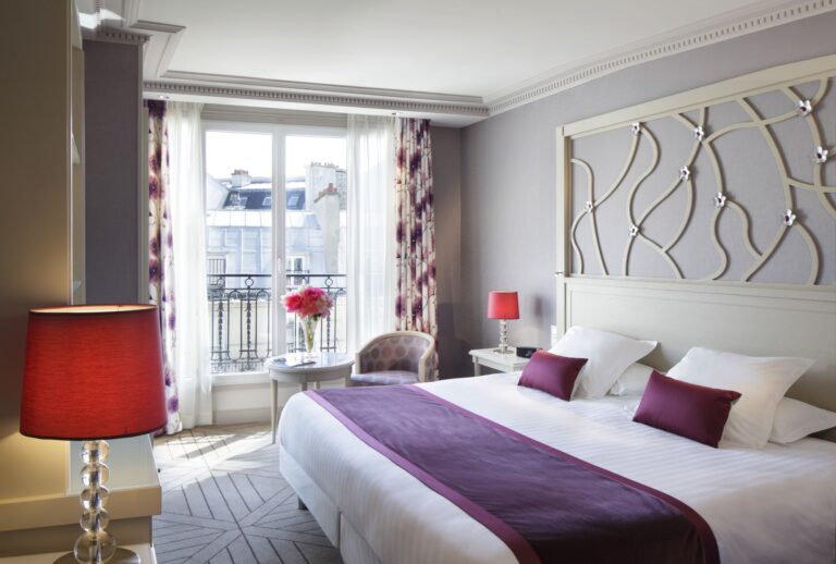 Privilege room at the Hotel Rochester Champs-Elysees, hotel option for the Paris Marathon 2025