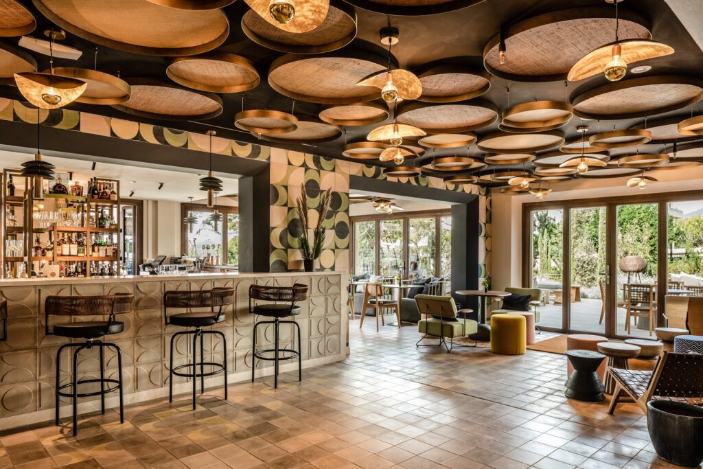 Bar facilities at the Kimpton Aysla Mallorca
