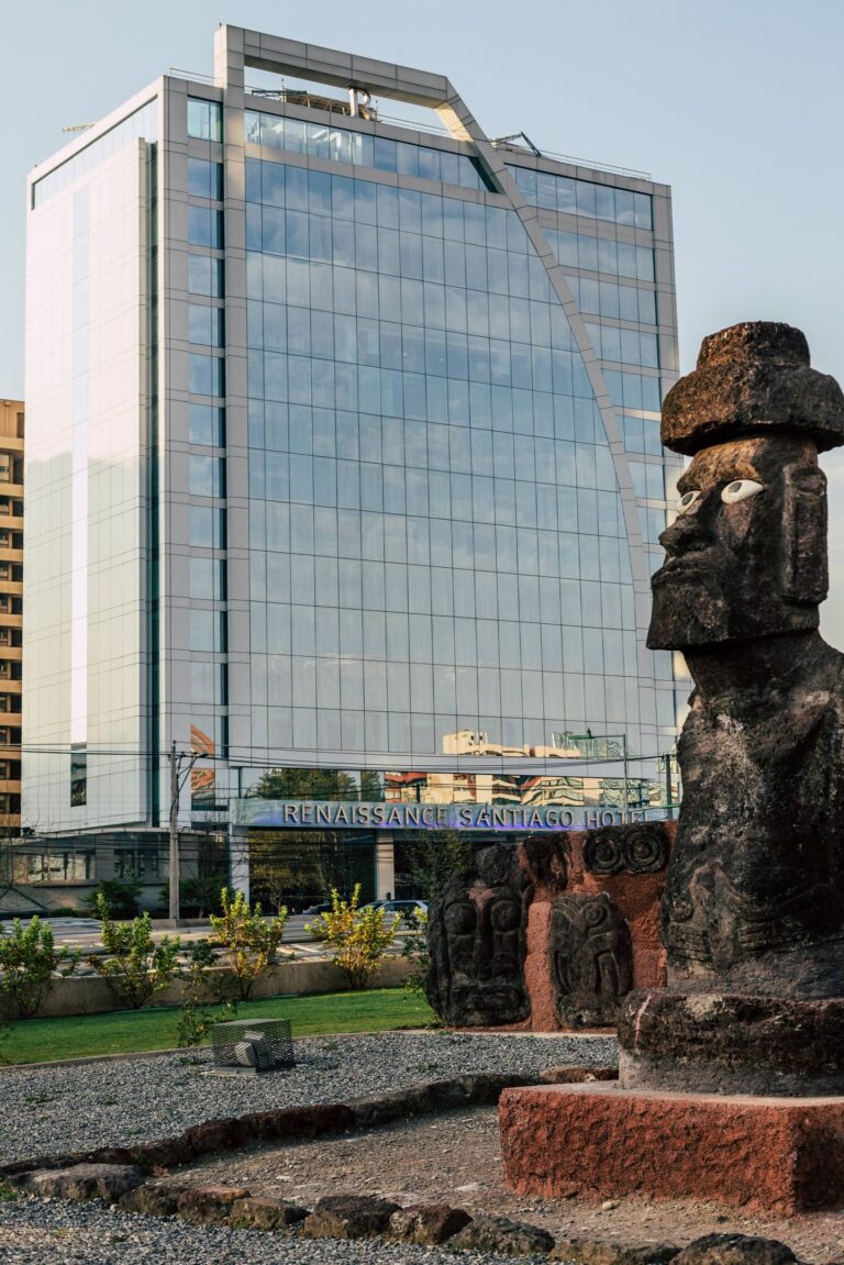 Exterior of the Renaissance Santiago Hotel, hotel option for the Patagonia Marathon 2025